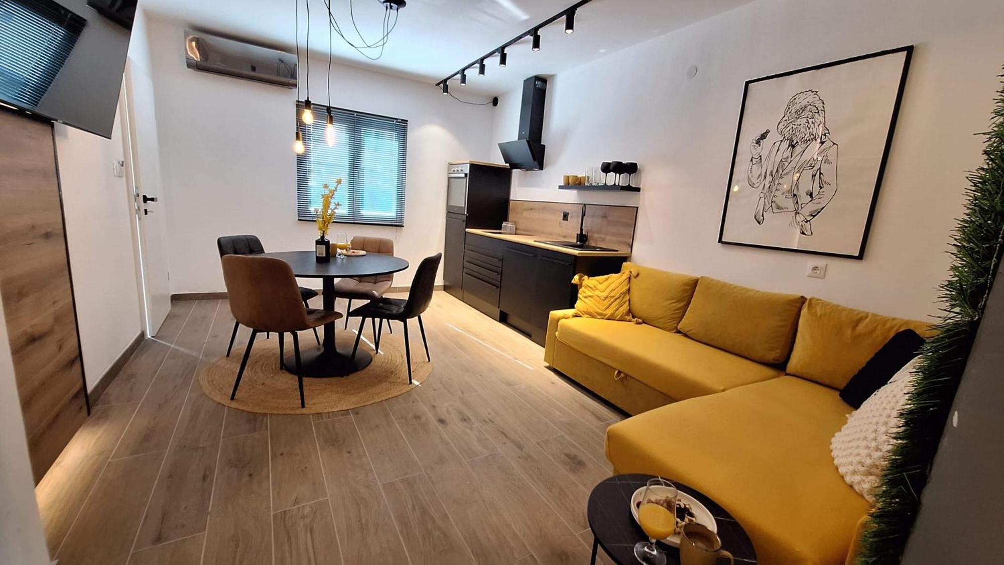 Apartments Gin & Tonic สปลิท ภายนอก รูปภาพ